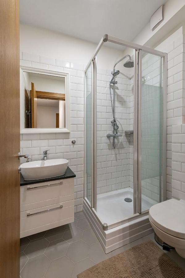 Downtown 4Bd Master Apartment By Hostlovers Kaunas Exteriér fotografie