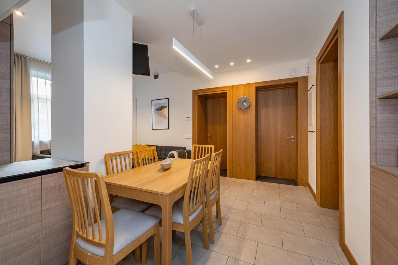 Downtown 4Bd Master Apartment By Hostlovers Kaunas Exteriér fotografie